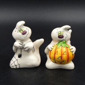 Blue Sky Clayworks Halloween Ghost Salt & Pepper Shakers Heather Goldminc 2010